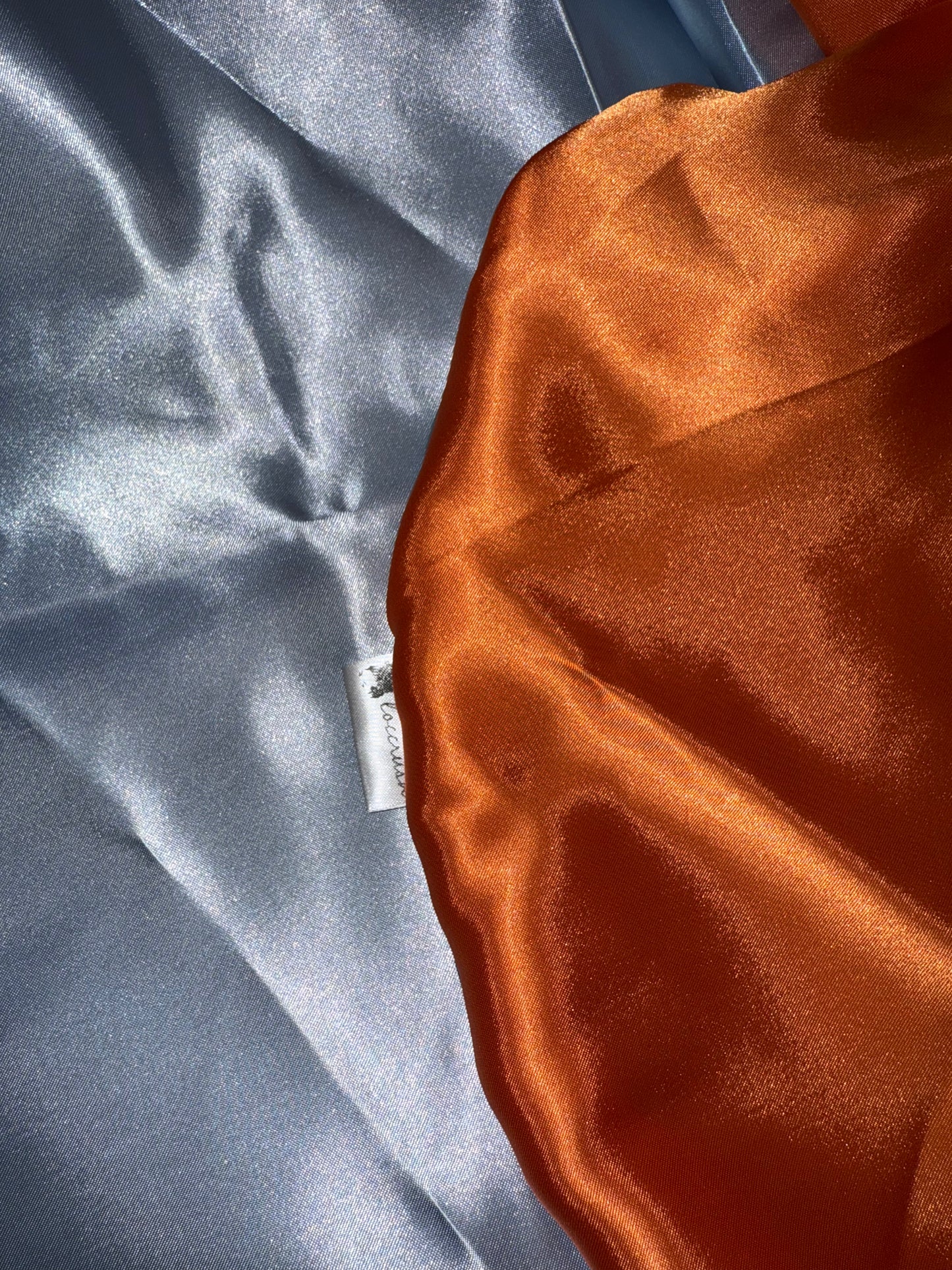 Bonnet imprimé spécial lumière rouge
