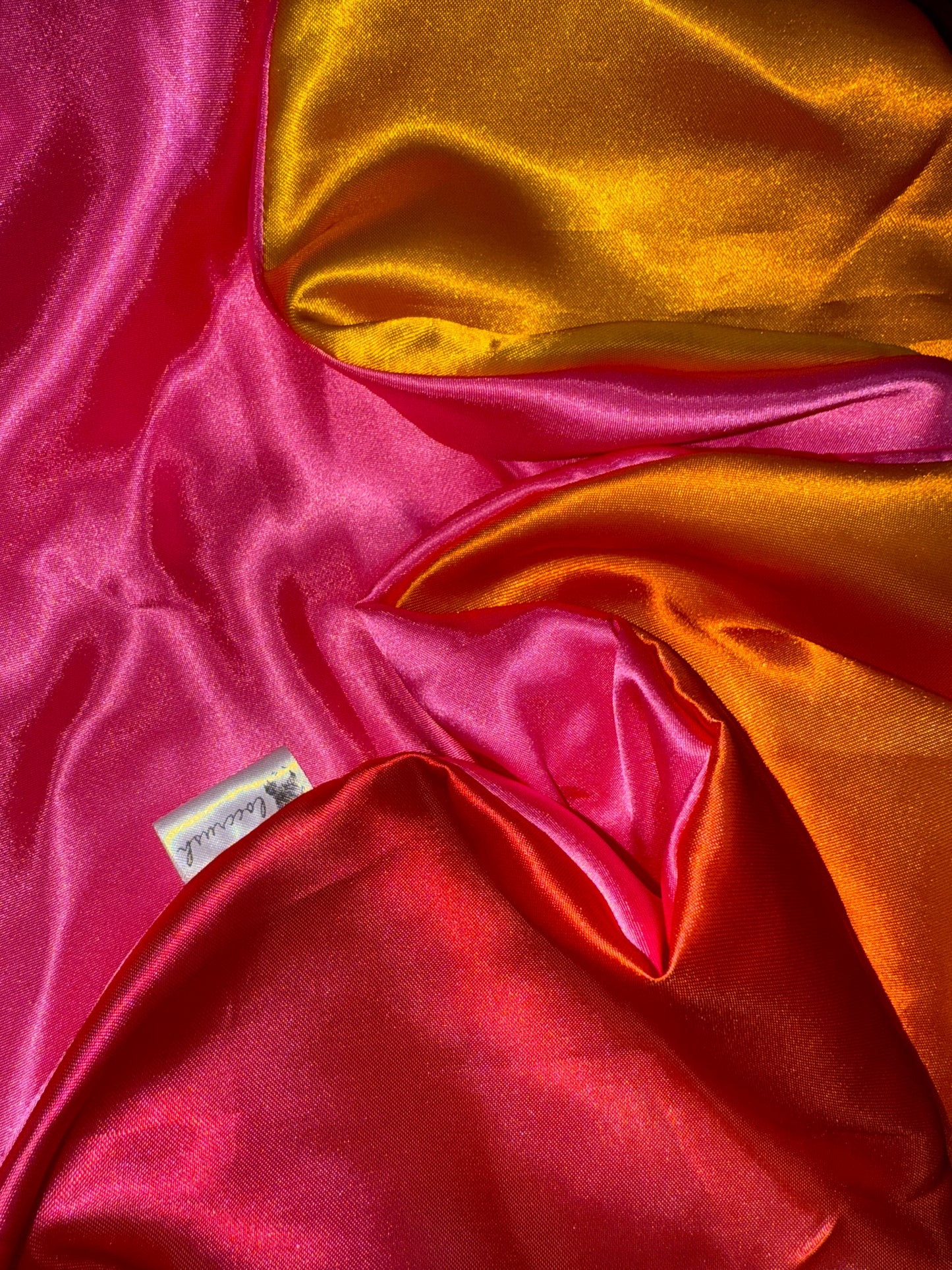 Bonnet imprimé spécial lumière rouge